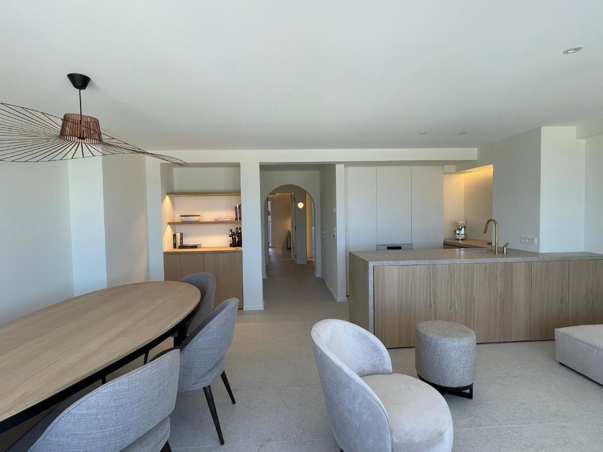Appartement Zeedijk Oostduinkerke Frontaal Zeezicht - Volledig Gerenoveerd 2022! Extérieur photo